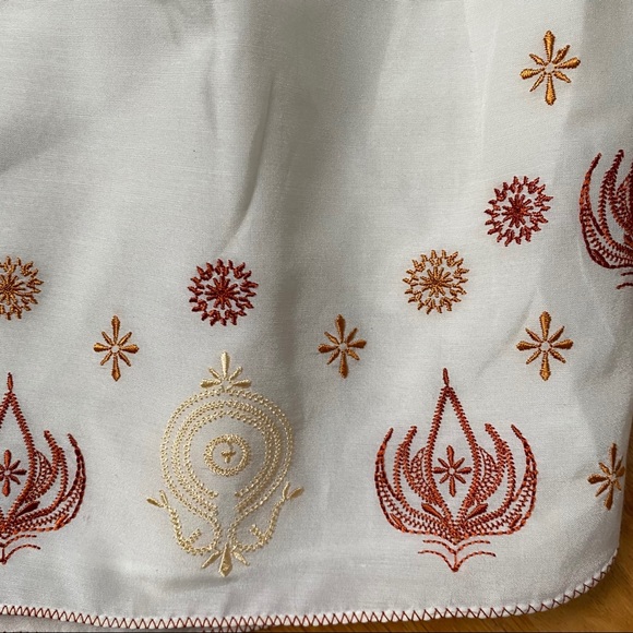 Rachael & Zoe Embroidered White Shorts Stephanie - Picture 8 of 15